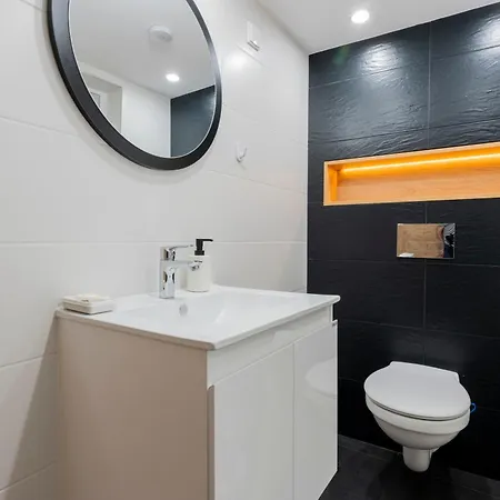 Bobevata Guest House - Floor 1 - Stunning View Old Town Veliko Tŭrnovo Exterior photo